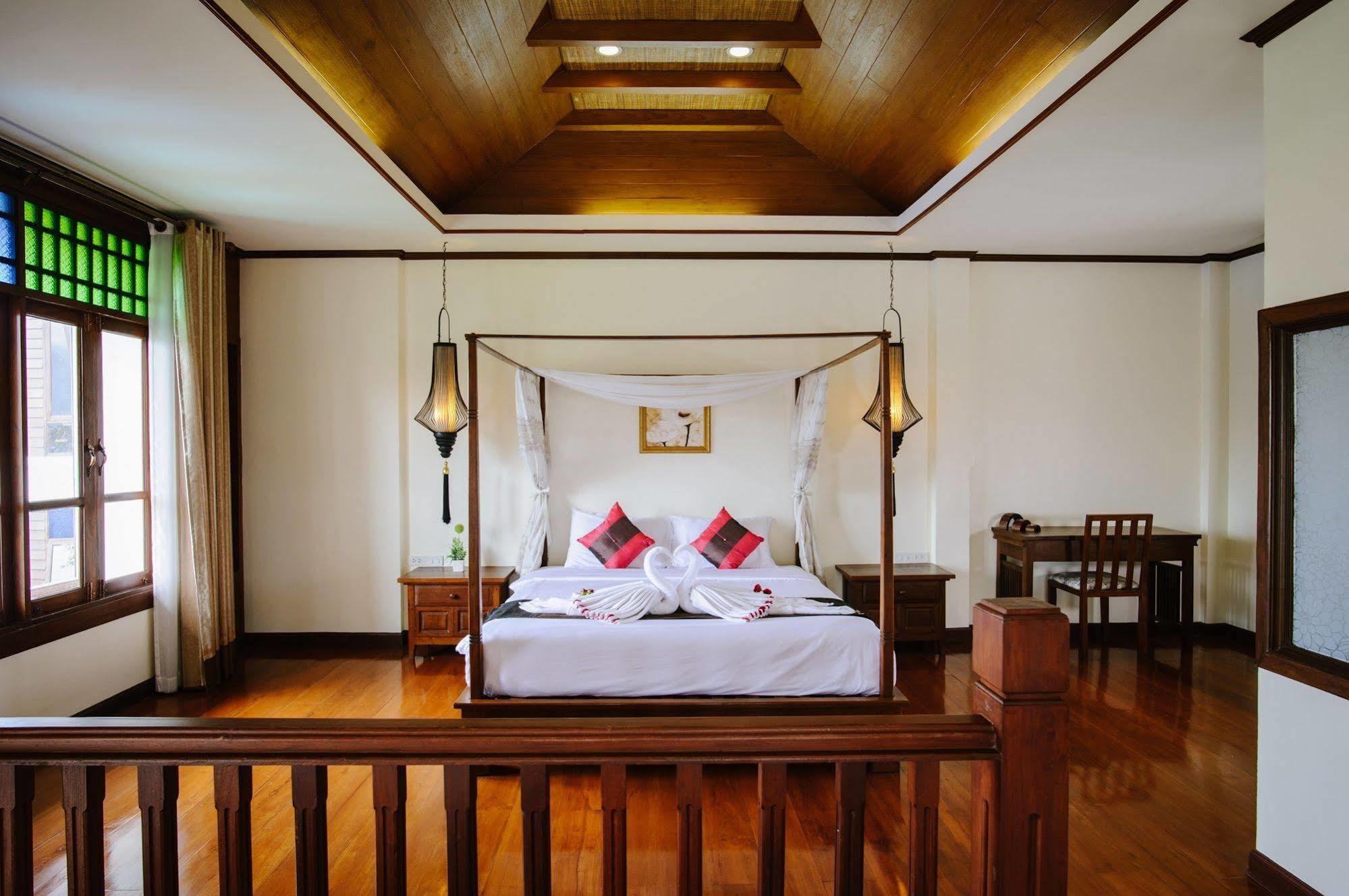 Casa Da Lua Hotel Chiang Mai Buitenkant foto